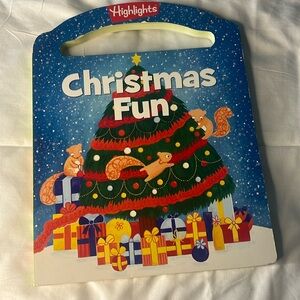 Highlights Carry & Play Christmas fun
